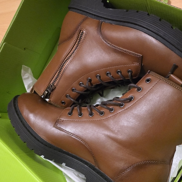 Men Zip Up Boots - Picture 1 of 3